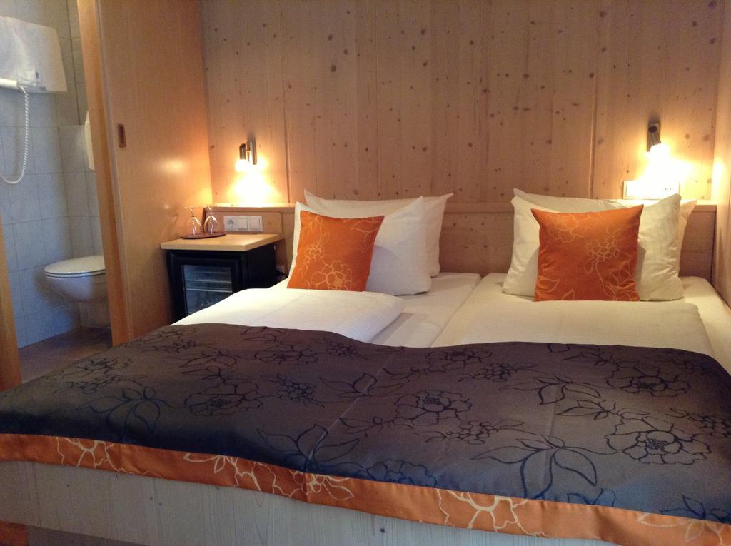 Living Max Hotel Zell am See Dış mekan fotoğraf